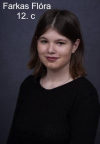 Farkas Flóra 12.c